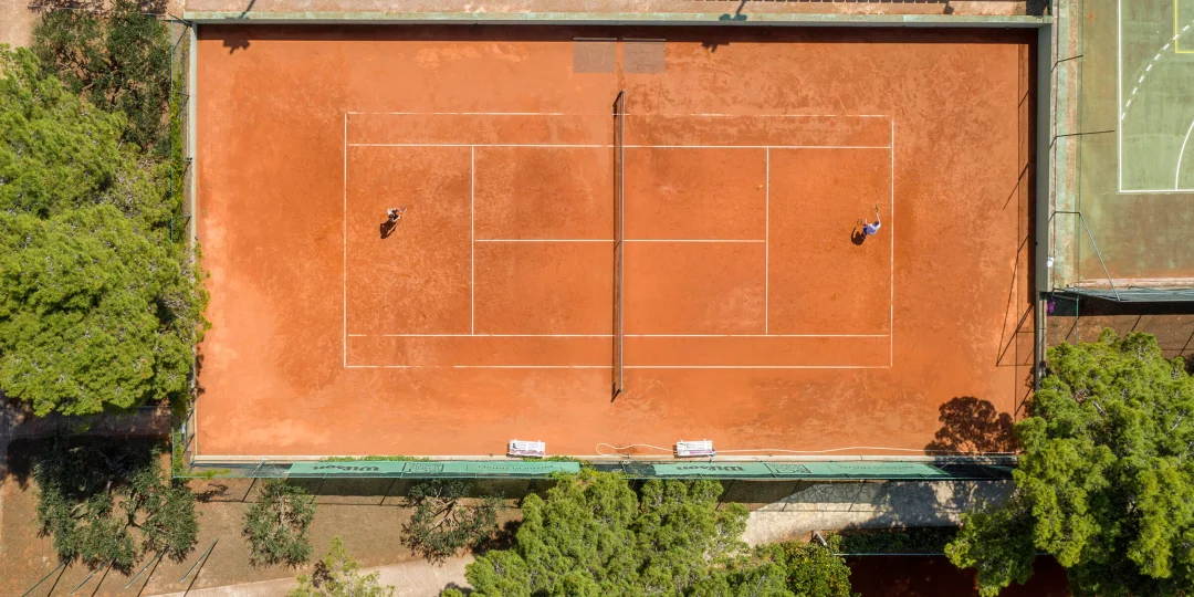 Tenis