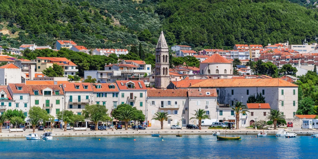 8. Náměstí Andrije Kačiće Miošiće, Makarska